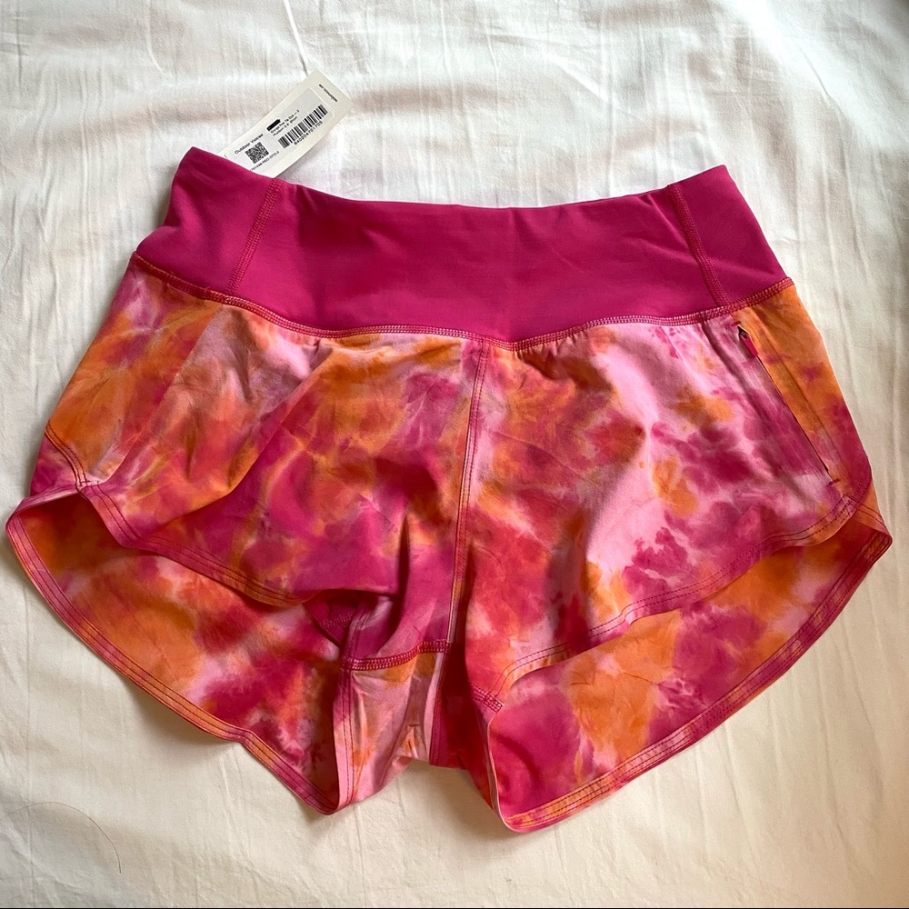 Outdoor Voices 2.5” Hudson Short